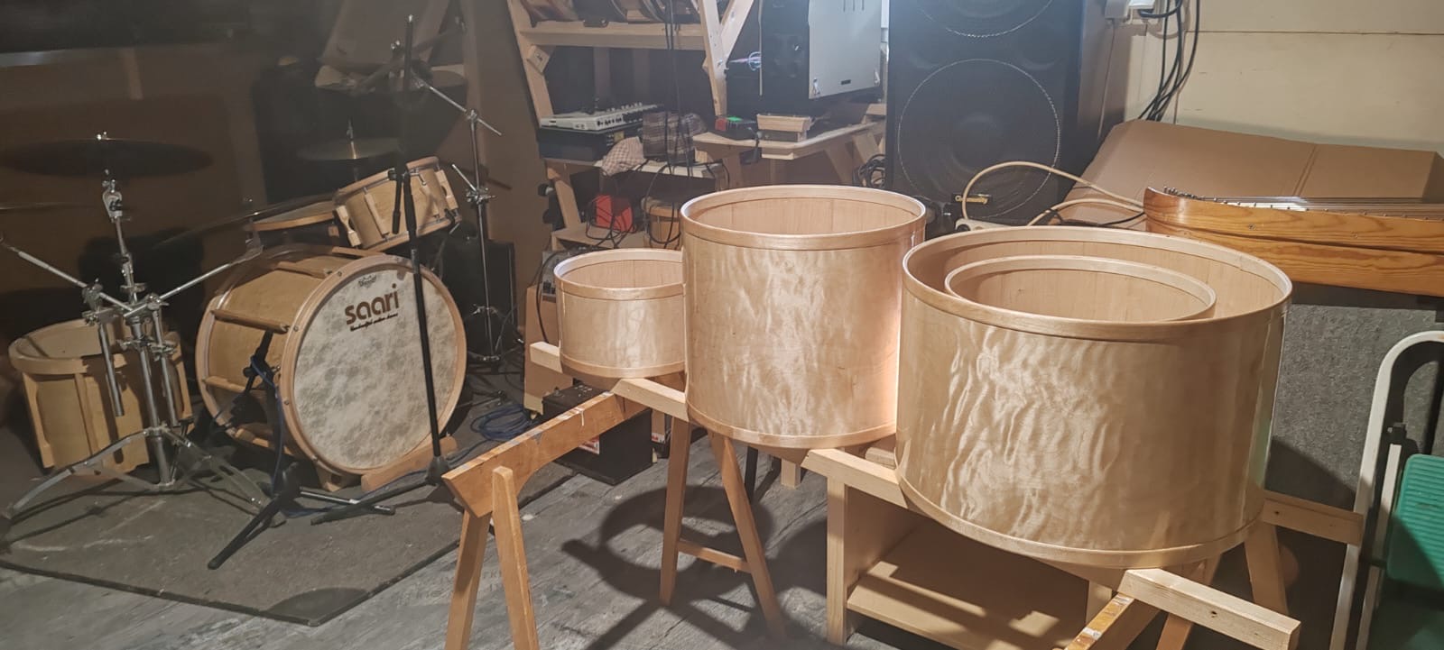 Saari-rumpuja pajalla